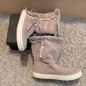Tom beige warm w8 boot with faux fur